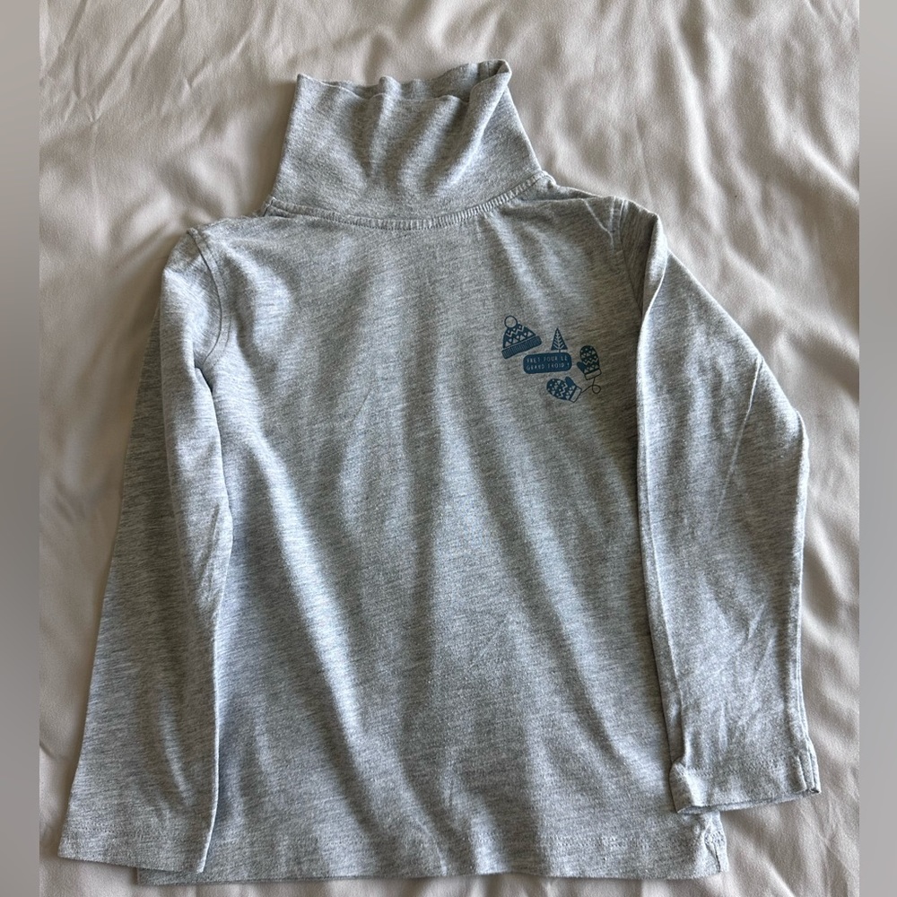 Boys 5Y turtleneck